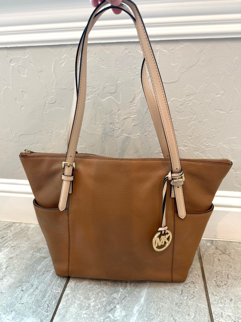 Michael Kors Jet Set East West Acorn Brown Pebbled Leather Tote Bag 35T2GTTT8L